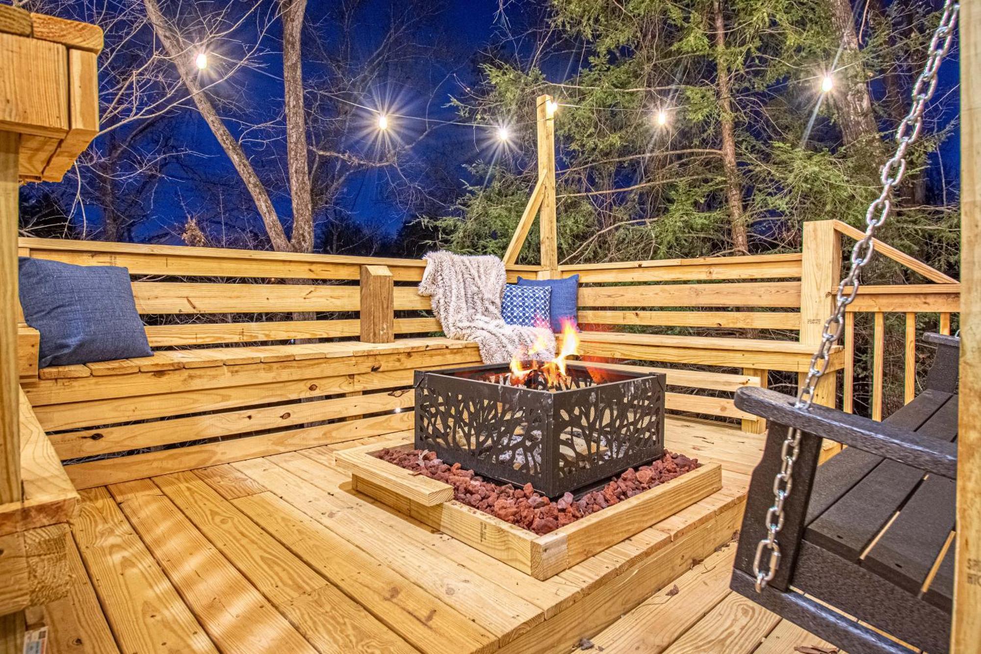 The Family Stone Luxe Cabin Sleeps 12 Hot Tub Dogfriendly Dollywood Pigeon Forge Zewnętrze zdjęcie