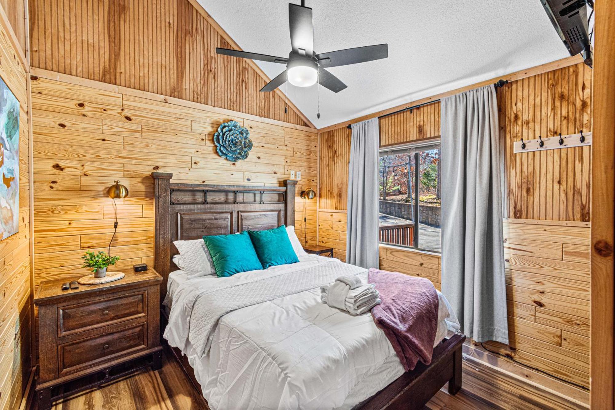The Family Stone Luxe Cabin Sleeps 12 Hot Tub Dogfriendly Dollywood Pigeon Forge Zewnętrze zdjęcie